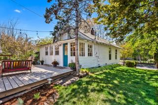 Bluebird Day - Jefferson Cottage - 7