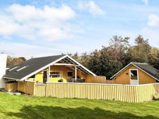 6 person holiday home in Væggerløse - 3