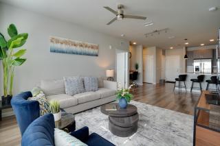 7 Mi to Coquina Beach, Luxe Condo with Resort Perks! - 9