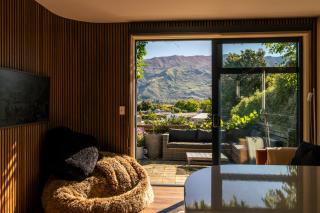 Studio B Style and tranquility in Wanaka NZ - 6