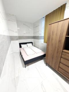 Comfortable Apartment in Lanstrasse Area BR1 - 7