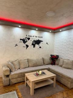 Centar Lux Obrenovac, Na Trgu, Siguran Parking - 3