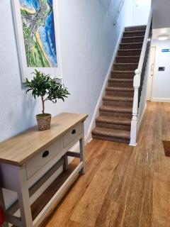 Portrush Penthouse Step to Beach- Princess Green 3 - 8