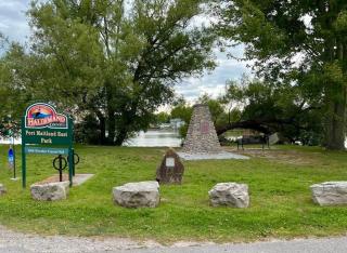 Waterfront Cottage, Top Fishing Spot, Light House - 1