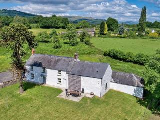 3 Bed in Llanover 91240 - 8