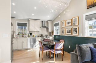 Modern Design - Walk to Galleries + Beach + Dining - 3