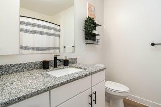 2Beds |near DT & Museums| Pool, Gym, BBQ, Library - 2