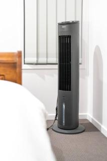 Modern Park Ridge Haven – Perfect for Families! - Holiday Home -  - 7