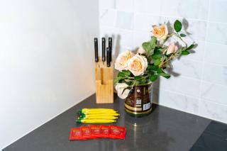 Modern Park Ridge Haven – Perfect for Families! - Holiday Home -  - 4