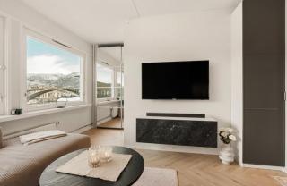 Modern and cozy apartment ONLY 5 minutes from City Center - 6