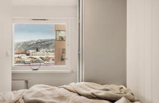 Modern and cozy apartment ONLY 5 minutes from City Center - 3