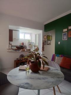 Excelente Apartamento 1 quarto ótima localização - 0