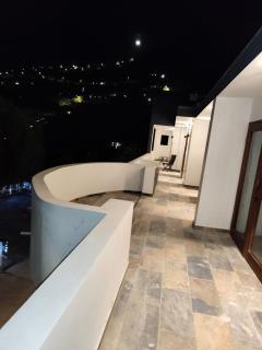 Flamboyant Residence #46, 2BR- 2BA Apartment - 0