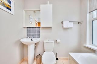 Serene Harbour Penthouse Apt - Princess Green 5 - 6