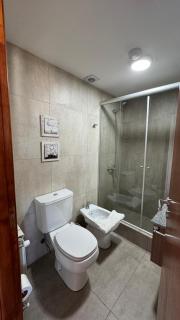 AT Bariloche, Departamento céntrico con balcón, parrilla y cochera - 4