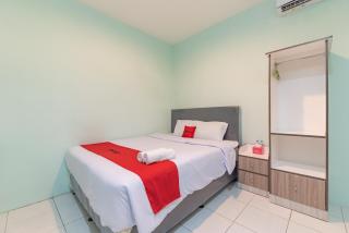 RedDoorz Near Kedungmundu Semarang - 0