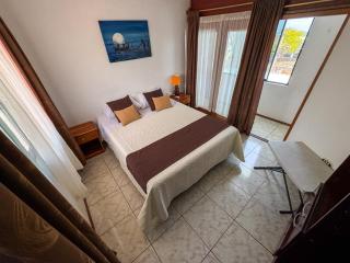 Maytenus Galapagos - 1