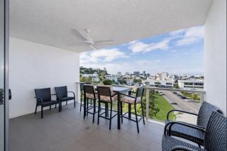 Home to Holiday at Kensington in Townsville - 9