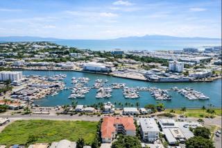 Paradise on Palmer Townsville City Studio in Townsville - 6