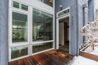 Modern Cap Hill Townhouse w Rooftop Deck - 4