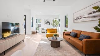 Stylish Home with Firepit Balcony Steps from Austin’s Best Near Rainey St Lady Bird Lake Downtown The Ashlee by AvantStay - 2