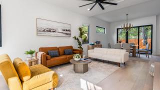 Stylish Home with Firepit Balcony Steps from Austin’s Best Near Rainey St Lady Bird Lake Downtown The Ashlee by AvantStay - 4