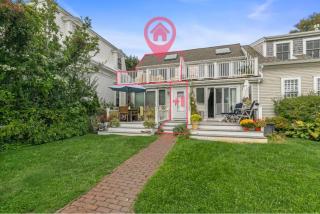 *NEW* Charming East End Escape, Parking, Terrace - 8