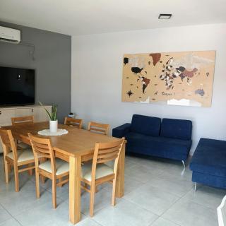 Casa con pileta en Villa María - 1