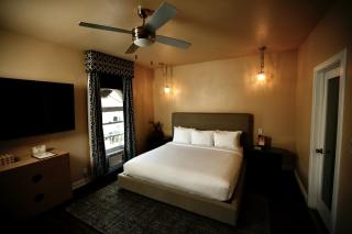 The Crescent Hotel Beverly Hills - 5