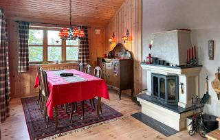 Stunning Home In Rjukan With Wifi - 7
