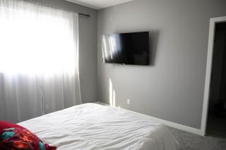 Scenic Cochrane Family Home - 3