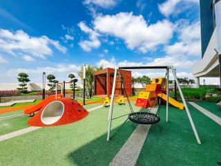 Space Residency by Lions Bay - 6