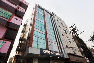 Super HOTEL SILVERKEY NEAR LIC BUILDING MAIN RD KHODA NEXT TO SHYAM OIL - 0