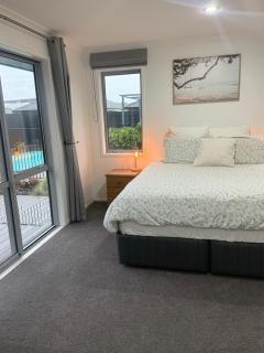 Slice of Paradise - 4