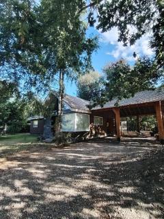 Family home on private plot with access to the river - 5