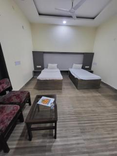 Satkar palace hotel - 9