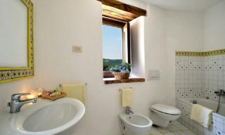 Historic Apartment In Medieval Village - 4