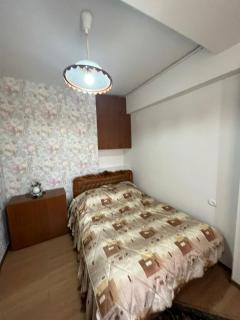 Cute and Cozy Apartment near Republic Square - 5