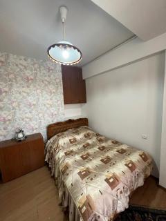 Cute and Cozy Apartment near Republic Square - 1