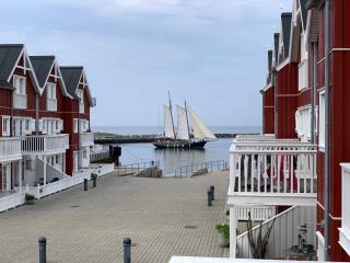 Appartment By The Sea And Family Friendly Beach - 5