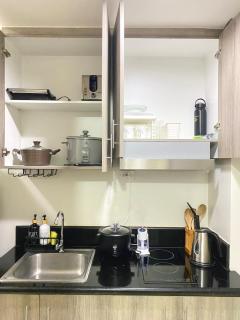 1BR Cozy Minimalist Unit near MOA or Manila Bay - 8