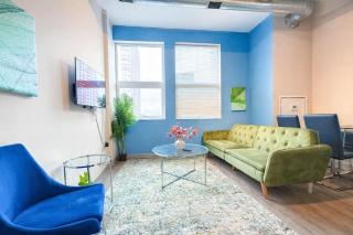 Modern 2BR in South Loop Near Soldier Field, Grant Park, Downtown, & Lakefront Trail - 9