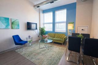 Modern 2BR in South Loop Near Soldier Field, Grant Park, Downtown, & Lakefront Trail - 7