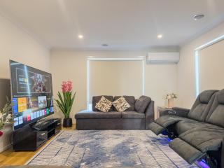 3-Bedroom Home in Clyde North - 9