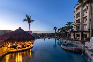 Stunning 2 BR with Ocean Views & Jacuzzi by the Beach - 7