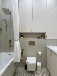 Уютная квартира рядом с ТРЦ Mega SilkWay - 3