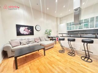 LIVE LIKE TRANQUiL URBAN OASiS KING BED - 8