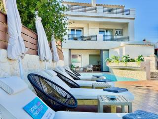 Beachfront Villa Anatoli Sidari with private heated pool by DadoVillas - 4