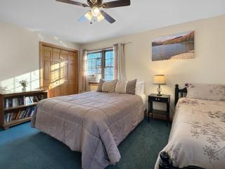 Beechwood Home Brought to you by GetAway Vacations - 7