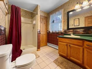 Beechwood Home Brought to you by GetAway Vacations - 5